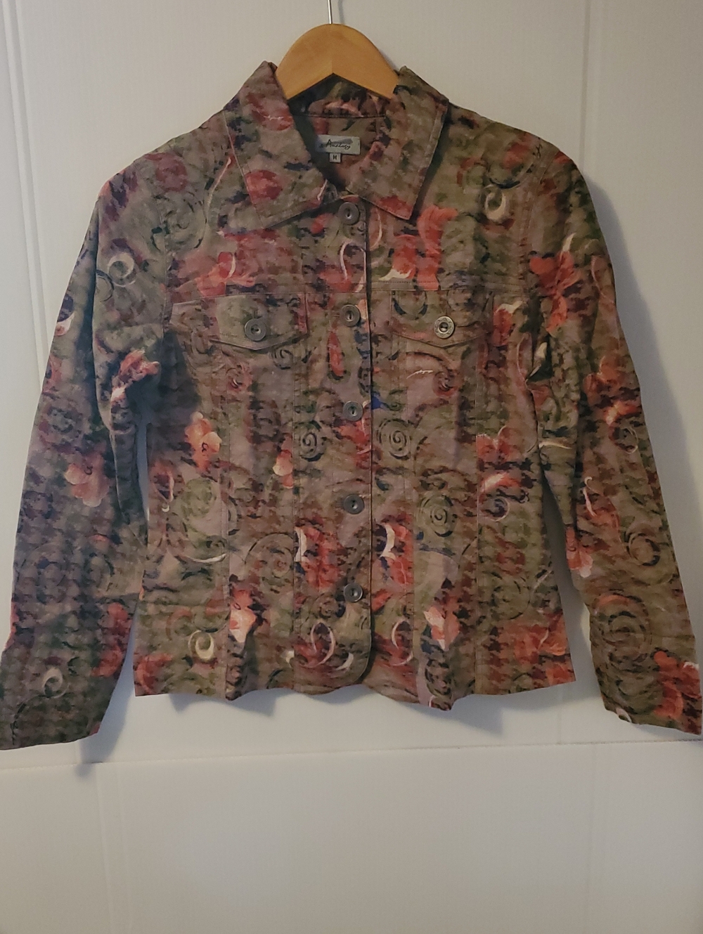 Analogy Women's Floral Textured Button-Down Jacket